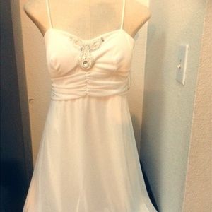 Elegant White Cocktail Dress w Beading